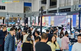 2025榆林美好生活节圆满闭幕 榆林车展五天成交1.45亿 跑出区域汽车消费加速度