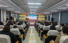 鄠邑区东关小学：加强师德修养，做新时期‘四有’好老师